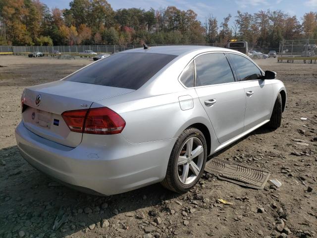 Photo 3 VIN: 1VWBP7A33DC129924 - VOLKSWAGEN PASSAT 