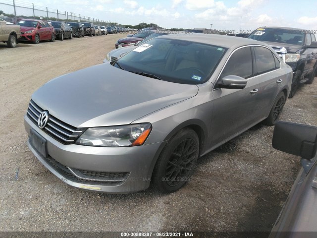 Photo 1 VIN: 1VWBP7A33DC140504 - VOLKSWAGEN PASSAT 