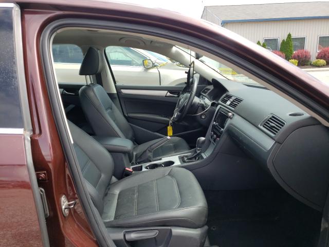 Photo 4 VIN: 1VWBP7A33DC142558 - VOLKSWAGEN PASSAT 