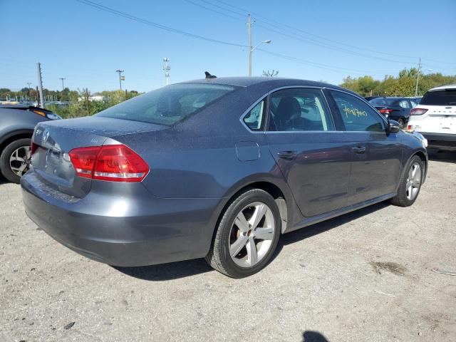 Photo 2 VIN: 1VWBP7A34CC012657 - VOLKSWAGEN PASSAT 