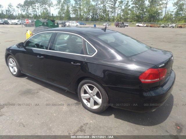 Photo 2 VIN: 1VWBP7A34CC035470 - VOLKSWAGEN PASSAT 