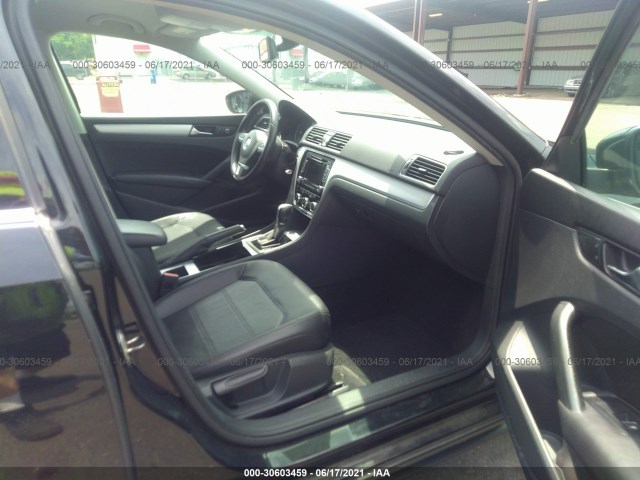 Photo 4 VIN: 1VWBP7A34CC035470 - VOLKSWAGEN PASSAT 