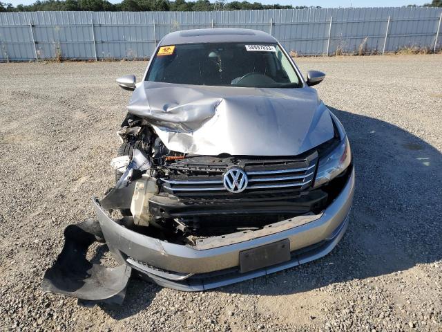 Photo 4 VIN: 1VWBP7A34CC055685 - VOLKSWAGEN PASSAT 