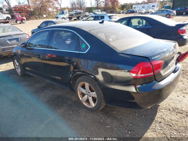 Photo 2 VIN: 1VWBP7A34CC066511 - VOLKSWAGEN PASSAT 