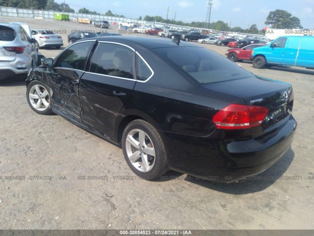 Photo 2 VIN: 1VWBP7A34CC070526 - VOLKSWAGEN PASSAT 