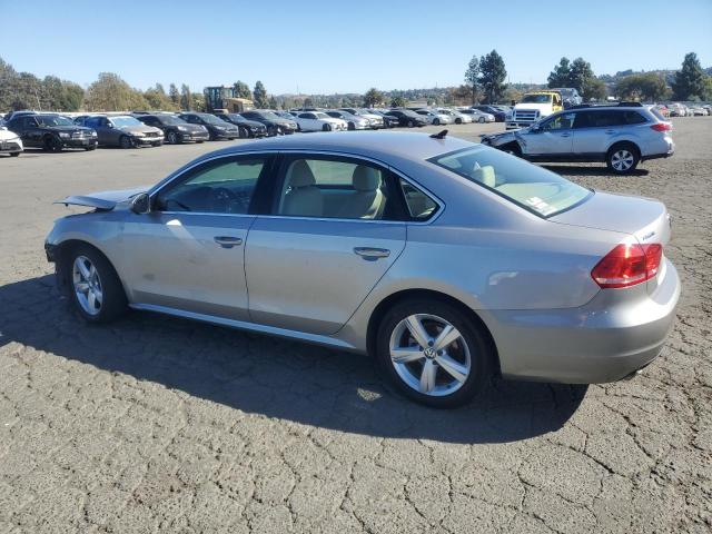 Photo 1 VIN: 1VWBP7A34CC073233 - VOLKSWAGEN PASSAT SE 