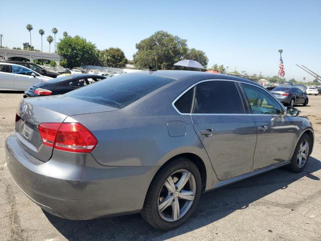 Photo 2 VIN: 1VWBP7A34CC096401 - VOLKSWAGEN PASSAT 