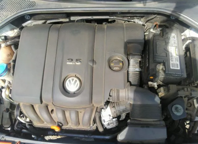 Photo 9 VIN: 1VWBP7A34DC045174 - VOLKSWAGEN PASSAT 