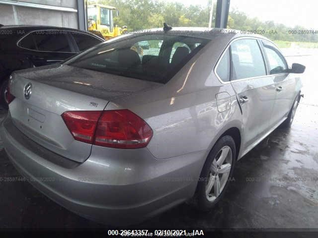 Photo 3 VIN: 1VWBP7A34DC057552 - VOLKSWAGEN PASSAT 