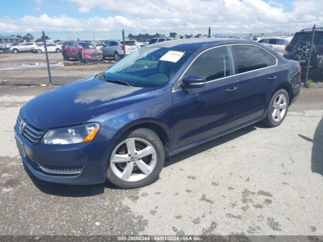 Photo 1 VIN: 1VWBP7A34DC104417 - VOLKSWAGEN PASSAT 