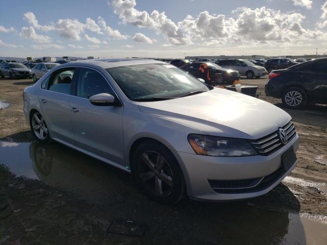 Photo 3 VIN: 1VWBP7A35CC036952 - VOLKSWAGEN PASSAT 