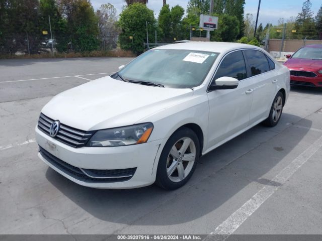 Photo 1 VIN: 1VWBP7A35CC078196 - VOLKSWAGEN PASSAT 