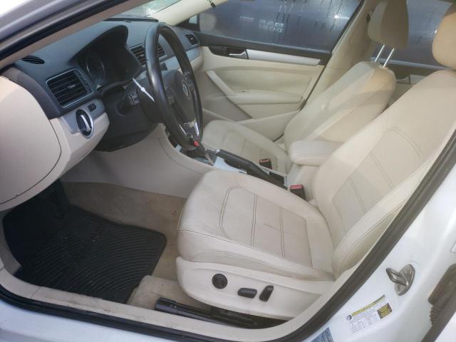 Photo 6 VIN: 1VWBP7A35DC044339 - VOLKSWAGEN PASSAT 