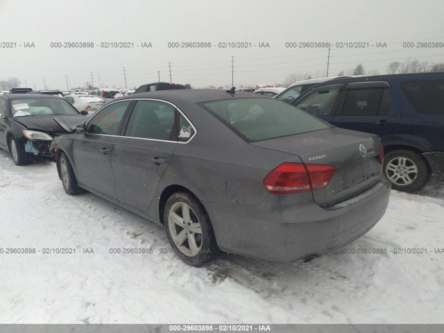 Photo 2 VIN: 1VWBP7A35DC067944 - VOLKSWAGEN PASSAT 