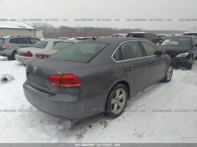 Photo 3 VIN: 1VWBP7A35DC067944 - VOLKSWAGEN PASSAT 