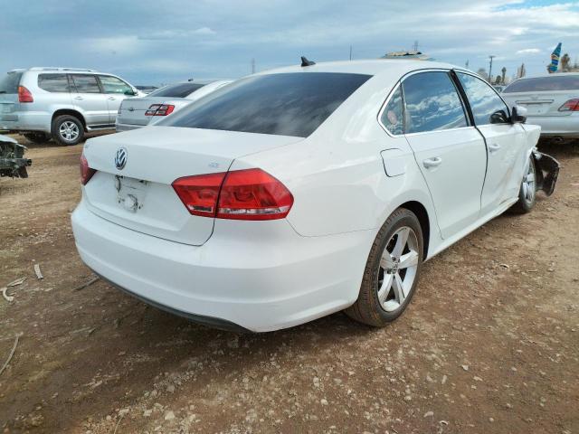 Photo 3 VIN: 1VWBP7A35DC075817 - VOLKSWAGEN PASSAT 