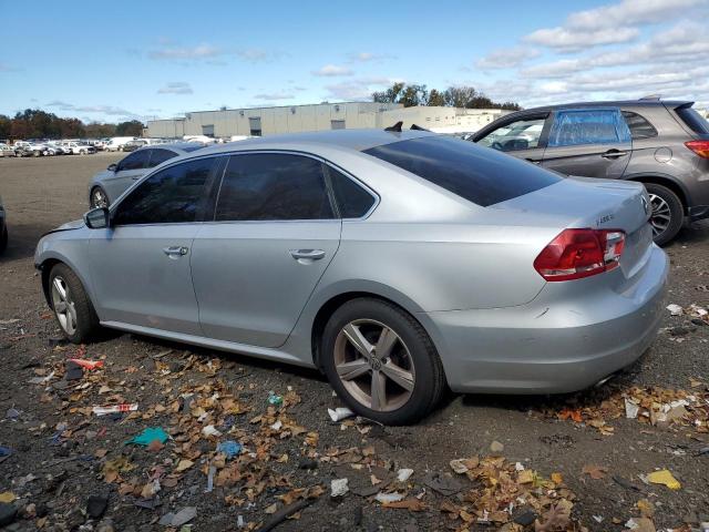 Photo 1 VIN: 1VWBP7A35DC089765 - VOLKSWAGEN PASSAT SE 