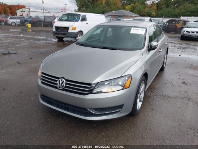 Photo 1 VIN: 1VWBP7A35DC106371 - VOLKSWAGEN PASSAT 