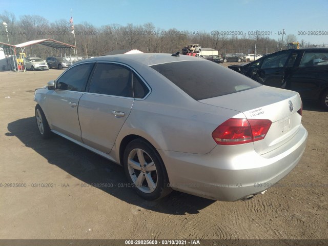 Photo 2 VIN: 1VWBP7A35DC134400 - VOLKSWAGEN PASSAT 