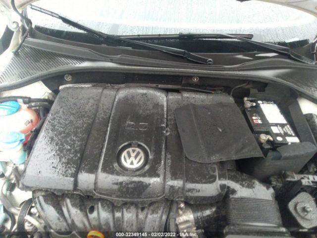 Photo 9 VIN: 1VWBP7A36CC014703 - VOLKSWAGEN PASSAT 