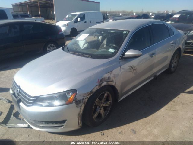 Photo 1 VIN: 1VWBP7A36CC043196 - VOLKSWAGEN PASSAT 