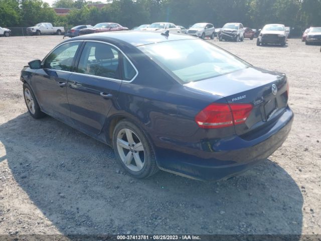 Photo 2 VIN: 1VWBP7A36DC068455 - VOLKSWAGEN PASSAT 