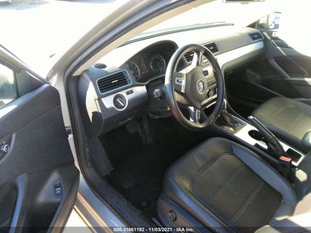 Photo 4 VIN: 1VWBP7A36DC069010 - VOLKSWAGEN PASSAT 