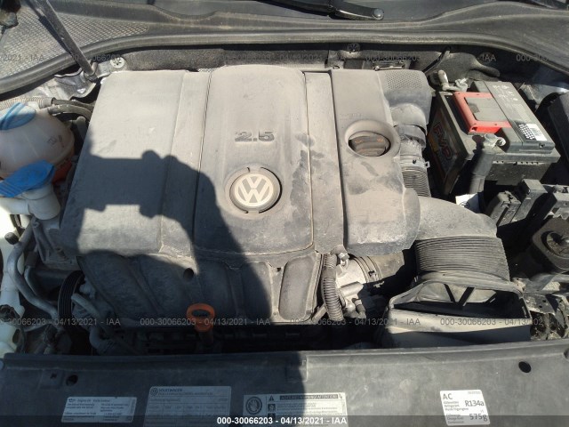 Photo 9 VIN: 1VWBP7A36DC114530 - VOLKSWAGEN PASSAT 