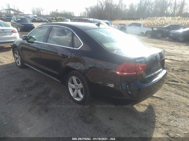 Photo 2 VIN: 1VWBP7A37CC013950 - VOLKSWAGEN PASSAT 