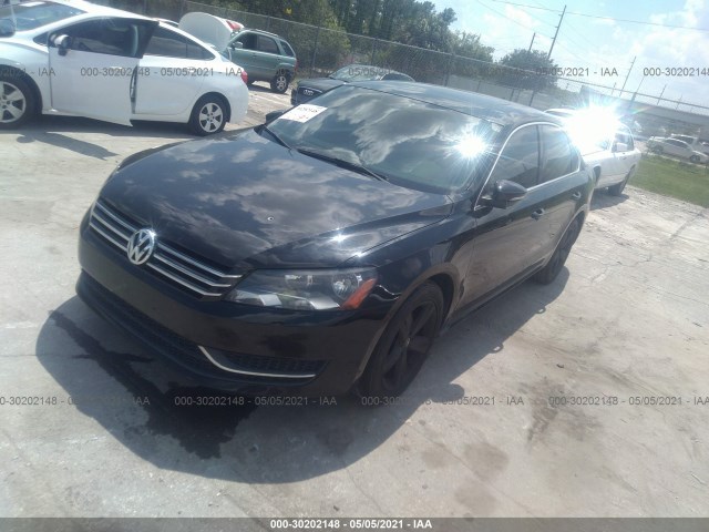 Photo 1 VIN: 1VWBP7A37CC017321 - VOLKSWAGEN PASSAT 