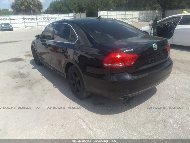 Photo 2 VIN: 1VWBP7A37CC017321 - VOLKSWAGEN PASSAT 