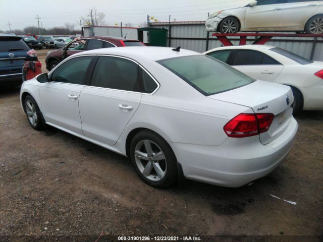 Photo 2 VIN: 1VWBP7A37CC042719 - VOLKSWAGEN PASSAT 