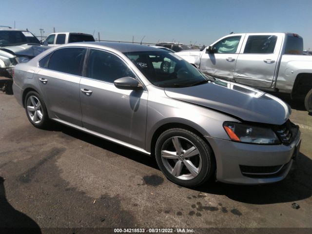 Photo 0 VIN: 1VWBP7A37CC045619 - VOLKSWAGEN PASSAT 