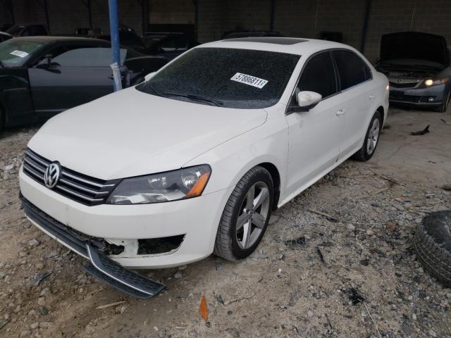 Photo 1 VIN: 1VWBP7A37CC061111 - VOLKSWAGEN PASSAT SE 