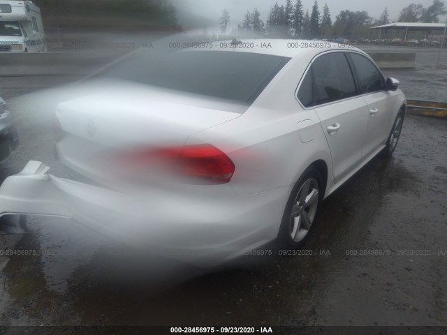 Photo 3 VIN: 1VWBP7A37CC072092 - VOLKSWAGEN PASSAT 