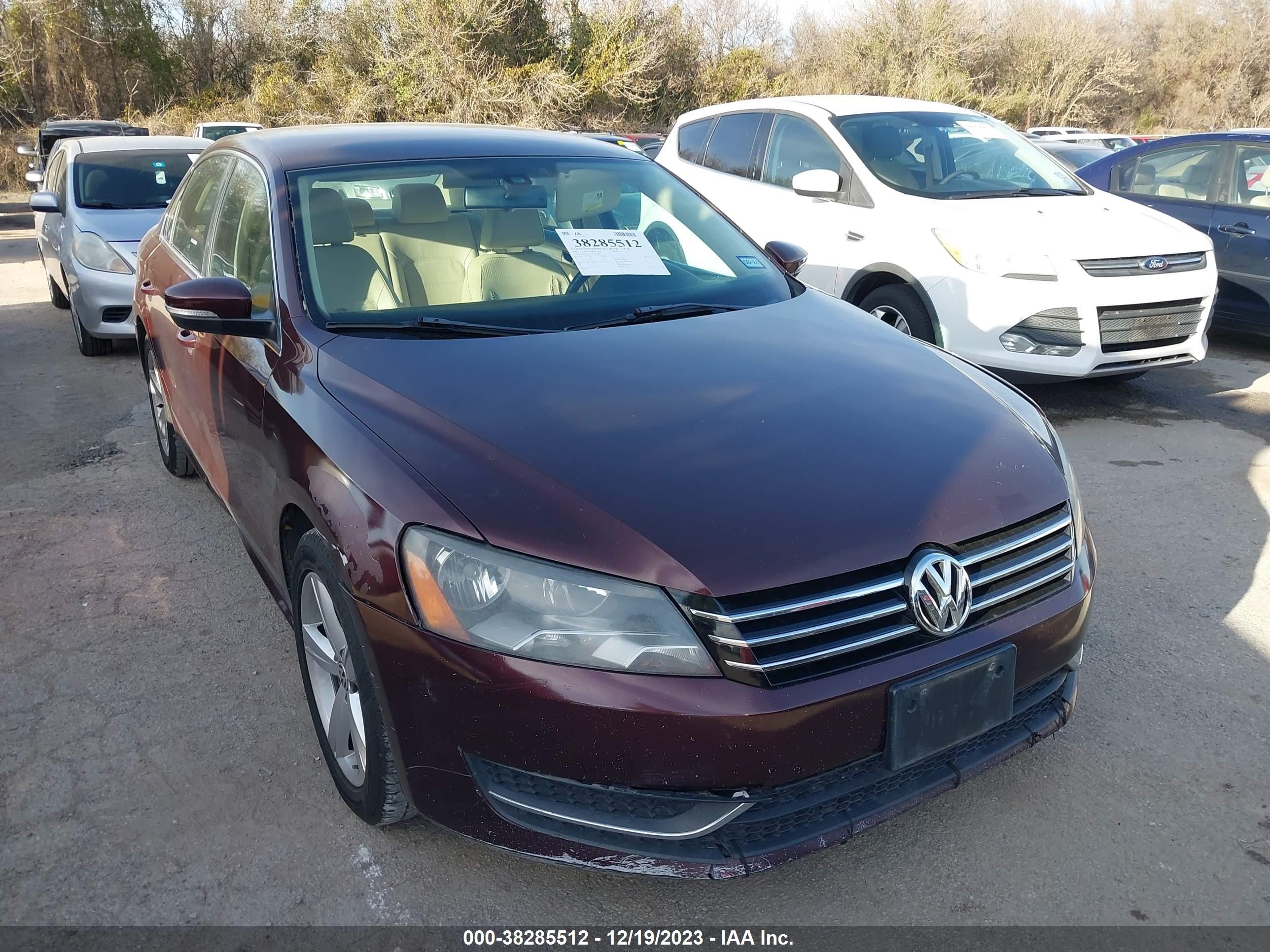 Photo 0 VIN: 1VWBP7A37CC097428 - VOLKSWAGEN PASSAT 