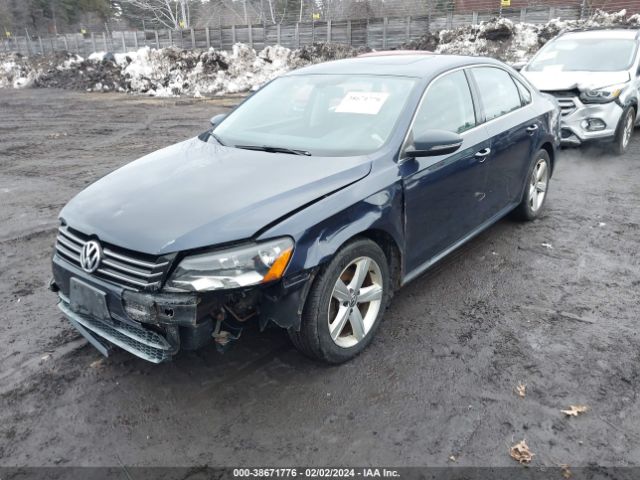 Photo 1 VIN: 1VWBP7A37CC100361 - VOLKSWAGEN PASSAT 