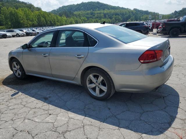 Photo 1 VIN: 1VWBP7A37CC100585 - VOLKSWAGEN PASSAT 