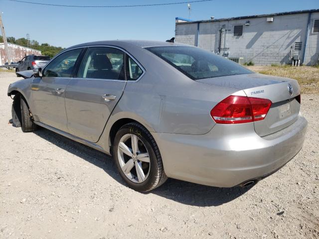 Photo 2 VIN: 1VWBP7A37CC107794 - VOLKSWAGEN PASSAT 