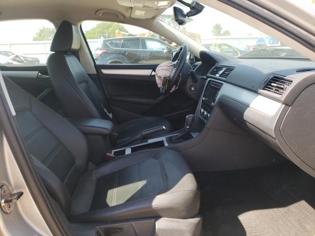 Photo 4 VIN: 1VWBP7A37CC107794 - VOLKSWAGEN PASSAT 