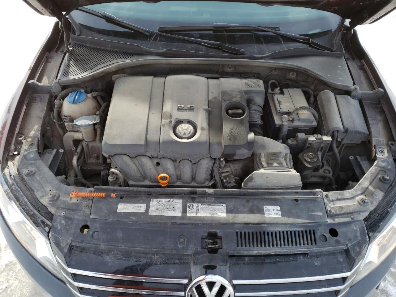 Photo 10 VIN: 1VWBP7A37DC049235 - VOLKSWAGEN PASSAT 