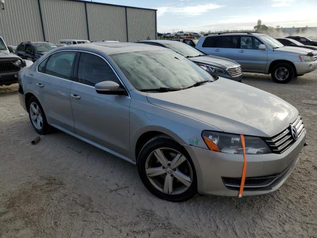 Photo 3 VIN: 1VWBP7A37DC076791 - VOLKSWAGEN PASSAT 