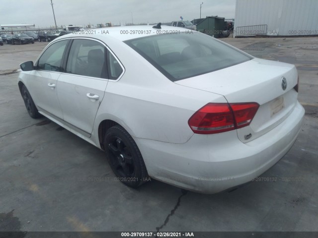 Photo 2 VIN: 1VWBP7A37DC112690 - VOLKSWAGEN PASSAT 