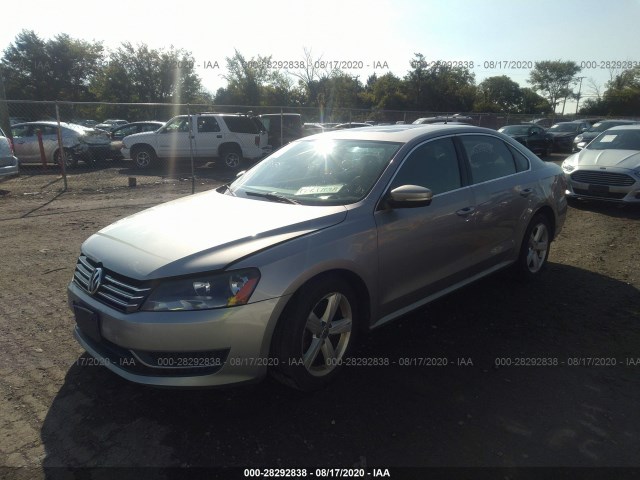 Photo 1 VIN: 1VWBP7A37DC131871 - VOLKSWAGEN PASSAT 