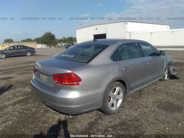 Photo 3 VIN: 1VWBP7A37DC131871 - VOLKSWAGEN PASSAT 