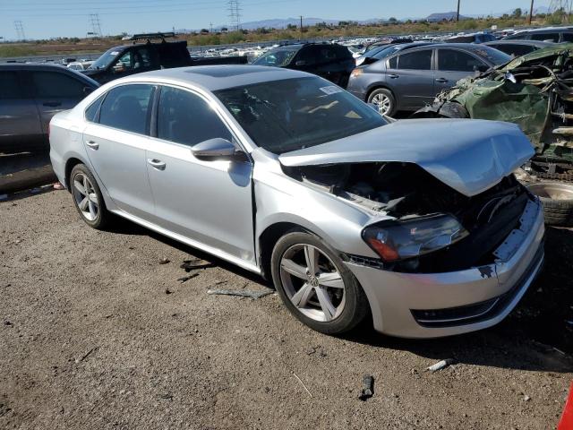 Photo 3 VIN: 1VWBP7A38CC036248 - VOLKSWAGEN PASSAT SE 