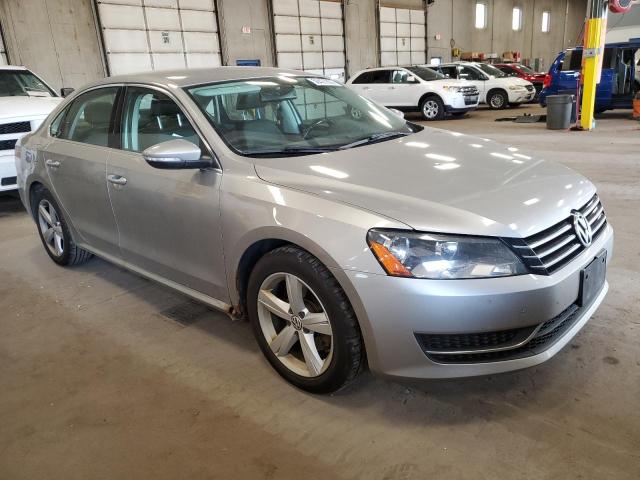 Photo 3 VIN: 1VWBP7A38CC037772 - VOLKSWAGEN PASSAT 