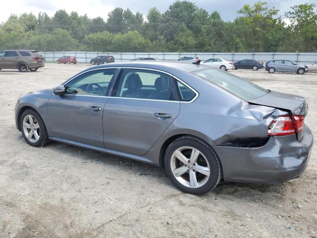 Photo 1 VIN: 1VWBP7A38CC049792 - VOLKSWAGEN PASSAT 