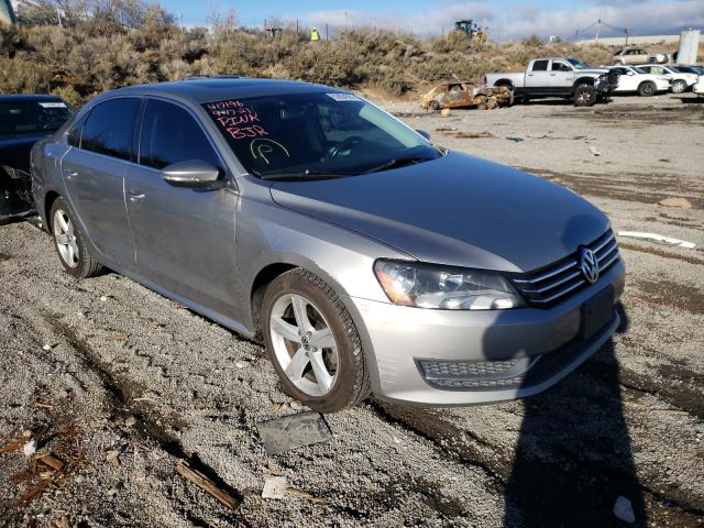 Photo 0 VIN: 1VWBP7A38CC055432 - VOLKSWAGEN PASSAT SE 