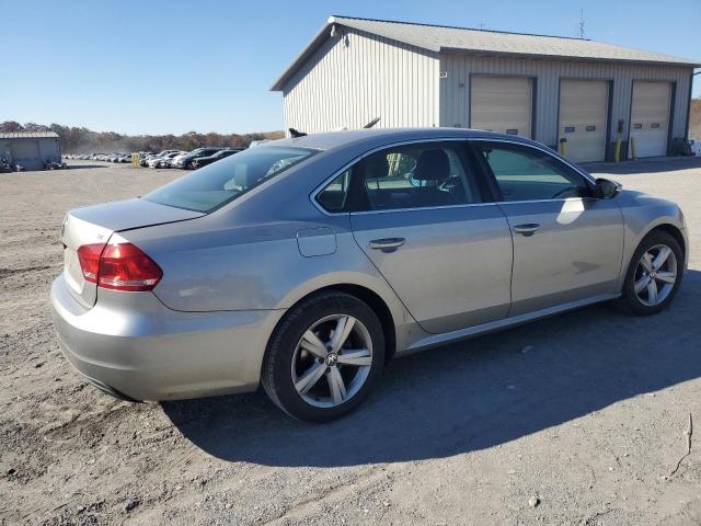 Photo 2 VIN: 1VWBP7A38CC084221 - VOLKSWAGEN PASSAT 